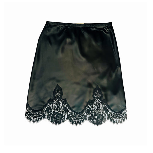 Miniskirt w/ French Lace - Fitted
